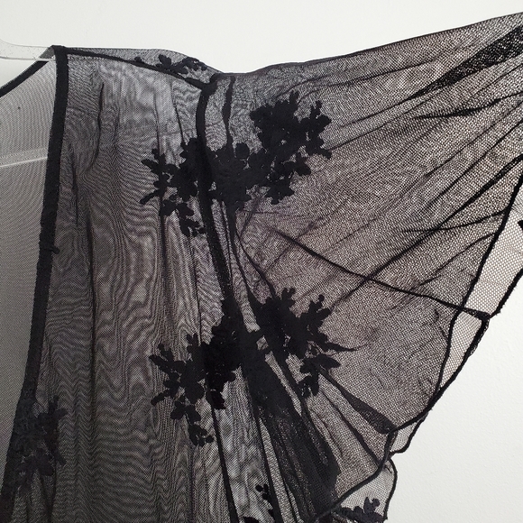 🆕️Torrid Peplum Mesh Top Size 1 - Picture 5 of 7